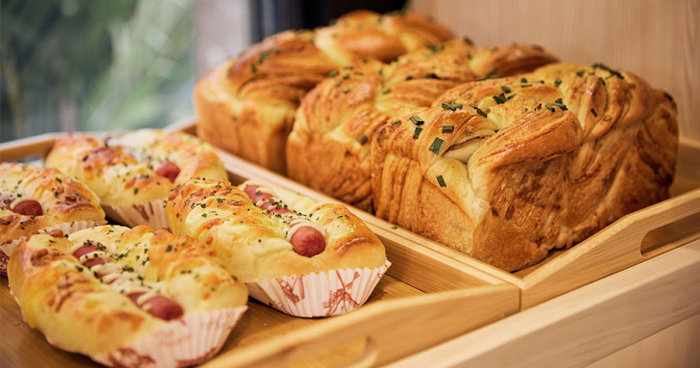 香港傳統地道美食｜老字號豪園餅店！30年招牌蛋撻、麵包、酒店食譜鬆餅、樽仔奶茶咖啡