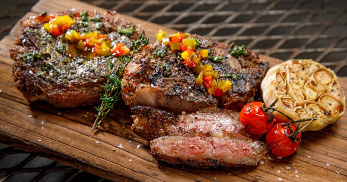 旺角CP值高美食推介：必試煙燻肉類盛宴、煙燻雞尾酒及香蕉船甜品