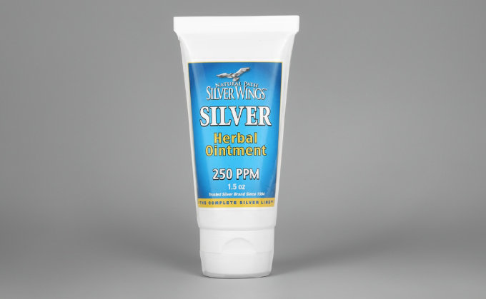 皮膚敏感藥膏｜10款轉季皮膚敏感藥膏推介+改善皮膚敏感粒粒方法！