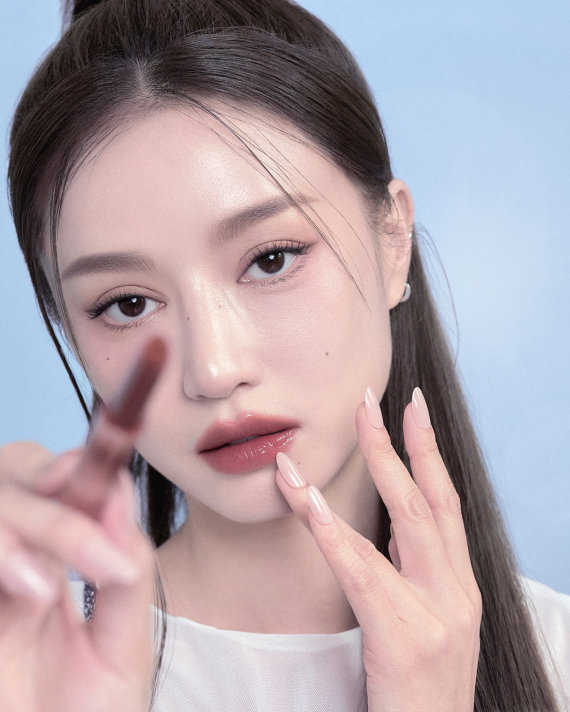 3CE唇膏推薦｜全新shine reflector唇膏系列！果凍質地營造滋潤立體鏡面妝效