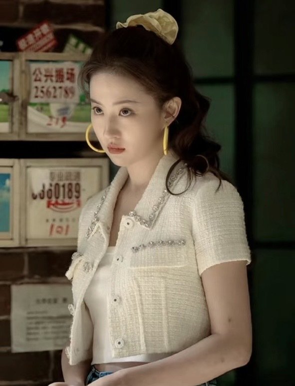 劉亦菲《玫瑰的故事》仙氣造型大盤點！夏日必學4大實用穿搭技巧+同款推薦