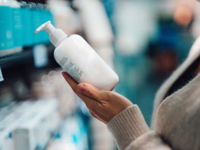 洗頭水推薦2025｜9款無矽洗頭水大比拼！燙染受損/頭皮敏感/脫髮問題適用