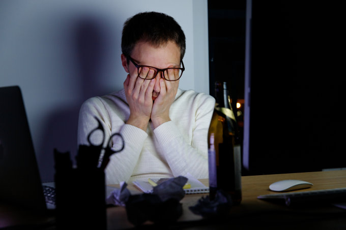 iHerb褪黑素推薦2025｜褪黑素安眠藥分別？褪黑素功效/副作用/建議劑量一文看清+褪黑素食物清單