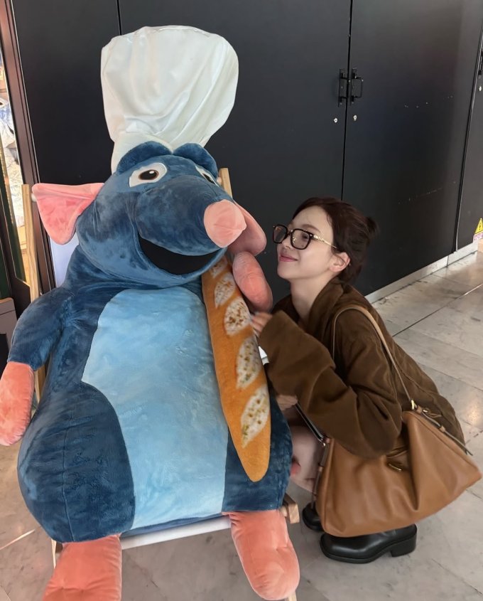 hobo bag推薦2025｜15款名牌hobo流浪包推介！隨性容量大Rose/Karina/張員瑛都愛用