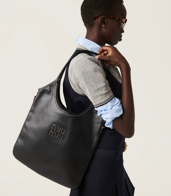 hobo bag推薦2025｜15款名牌hobo流浪包推介！隨性容量大Rose/Karina/張員瑛都愛用