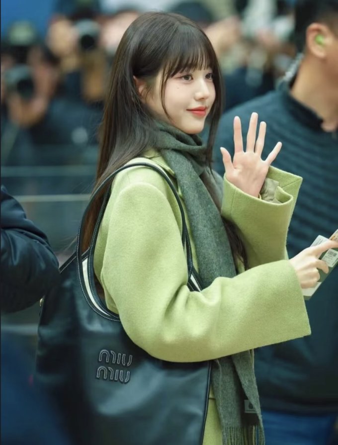 hobo bag推薦2025｜15款名牌hobo流浪包推介！隨性容量大Rose/Karina/張員瑛都愛用