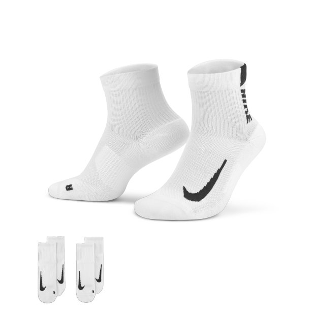 新手跑步裝備推薦2025｜慢跑裝備女生必備清單！跑鞋/運動服/運動襪兼顧舒適度及安全性