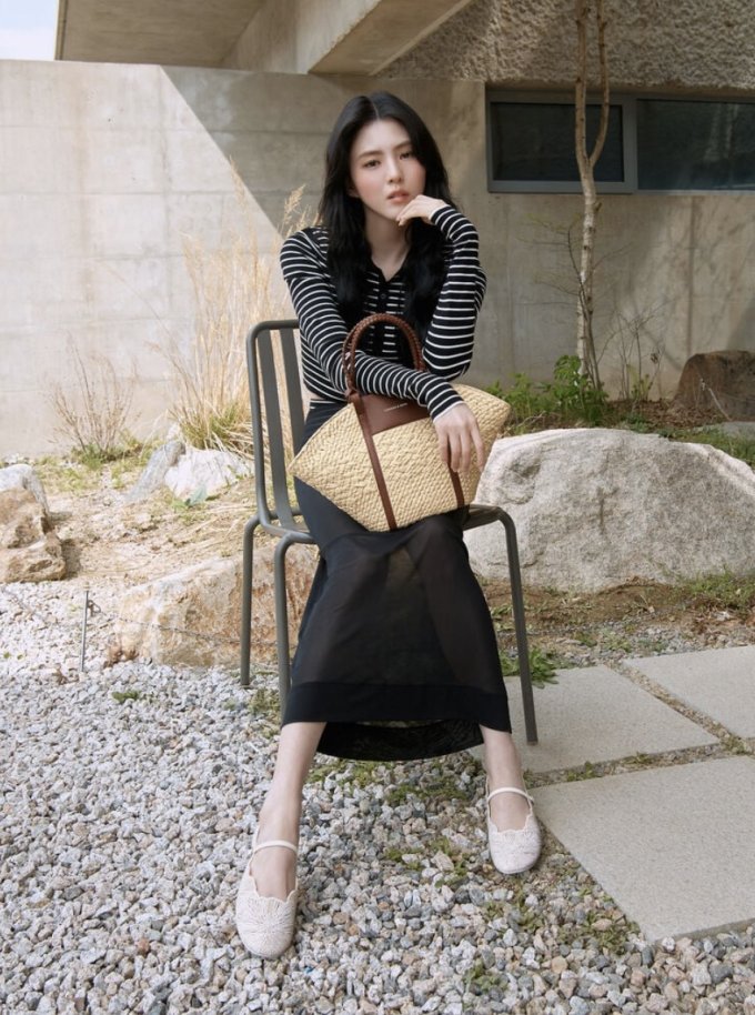 好穿芭蕾平底鞋推薦2025｜balletcore穿搭必入手芭蕾平底鞋品牌top10！Repetto/Chloé/Miu Miu芭蕾鞋清單